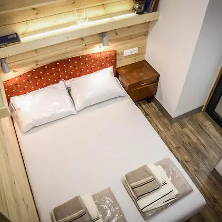 Mariner Boathouse Apartment Belgrade